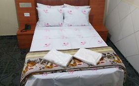 Gold Star Hotel